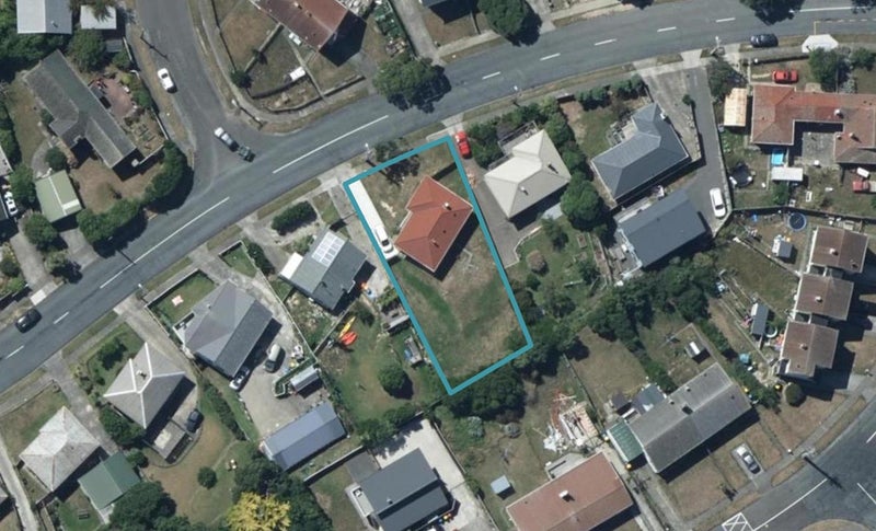 147 Dimock Street, Titahi Bay, Porirua - Carousel 1