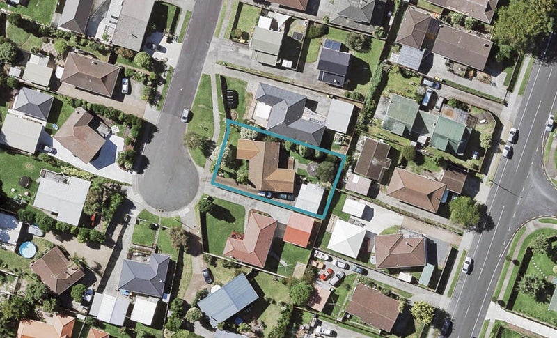 26 Tomintoul Place, Highland Park, Auckland - Carousel 1