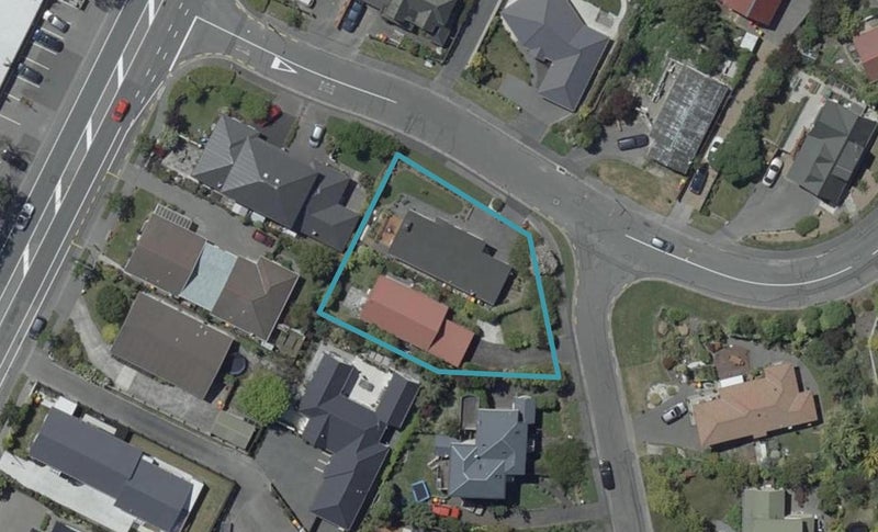 2/4 Woodlau Rise, Huntsbury, Christchurch - Carousel 1