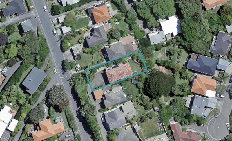 85 Donald Street, Karori, Wellington - Carousel 1