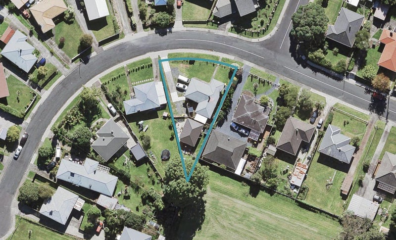 26 Nile Road, Kelston, Auckland - Carousel 1