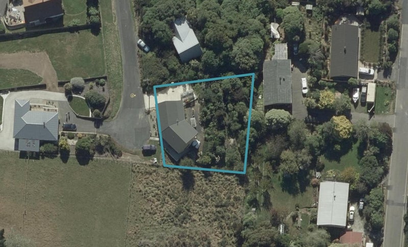 7 Ridley Road, Portobello, Dunedin - Carousel 1