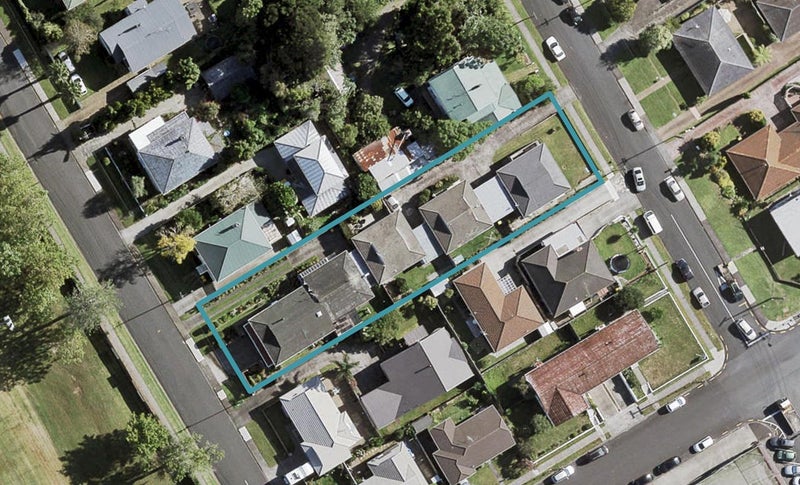 2/16 Green Street, Papakura, Auckland - Carousel 1