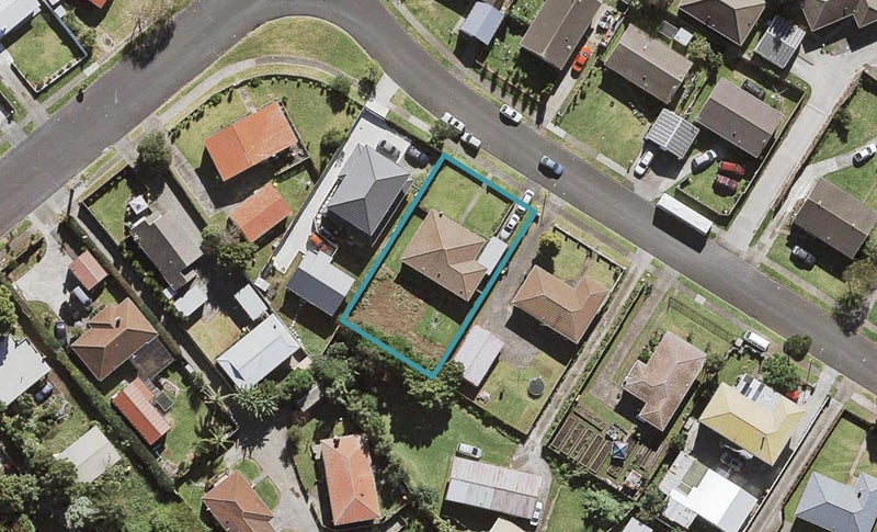 92 Windrush Close, Mangere, Auckland - Carousel 1