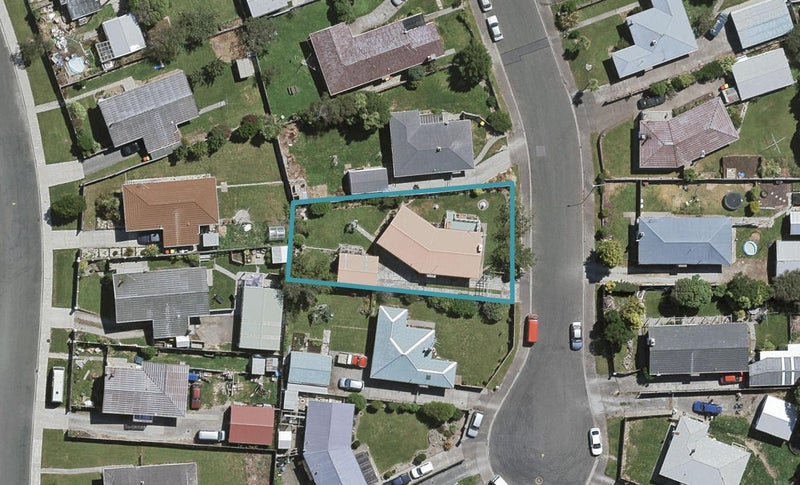 11 Burns Street, Kew, Invercargill - Carousel 1