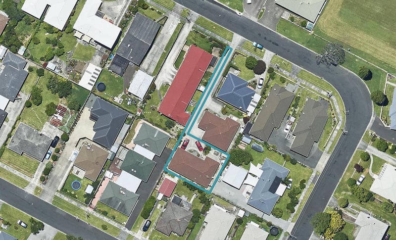 19C Pemberton Crescent, Greerton, Tauranga - Carousel 1