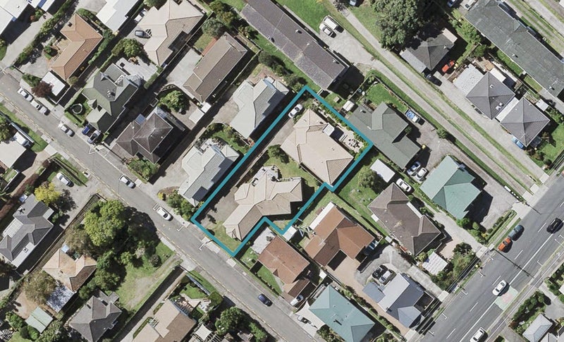 1/1 Stratford Avenue, Milford, Auckland - Carousel 1