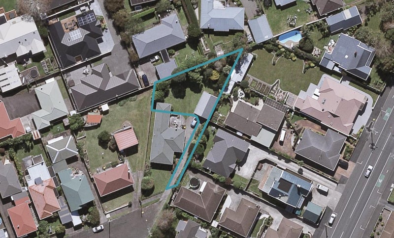 11A Seddon Street, Westown, New Plymouth - Carousel 1