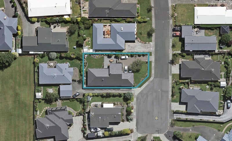 18 Craig Street, Waikiwi, Invercargill - Carousel 1