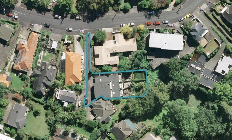 11B Cathedral Place, Parnell, Auckland - Carousel 1