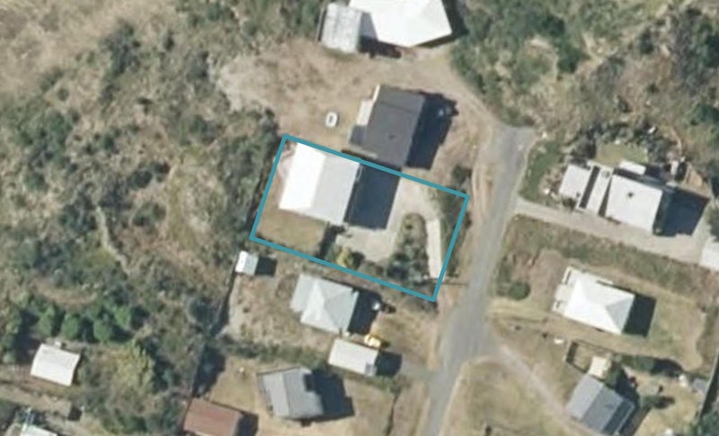 46 Nelson Street, Foxton Beach, Foxton - Carousel 1