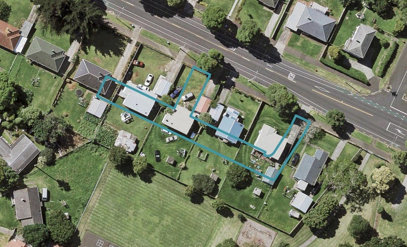 205 Tripoli Road, Point England, Auckland - Carousel 1