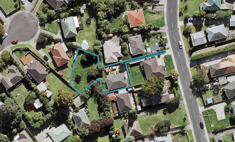 94 Kervil Avenue, Te Atatu Peninsula, Auckland - Carousel 1