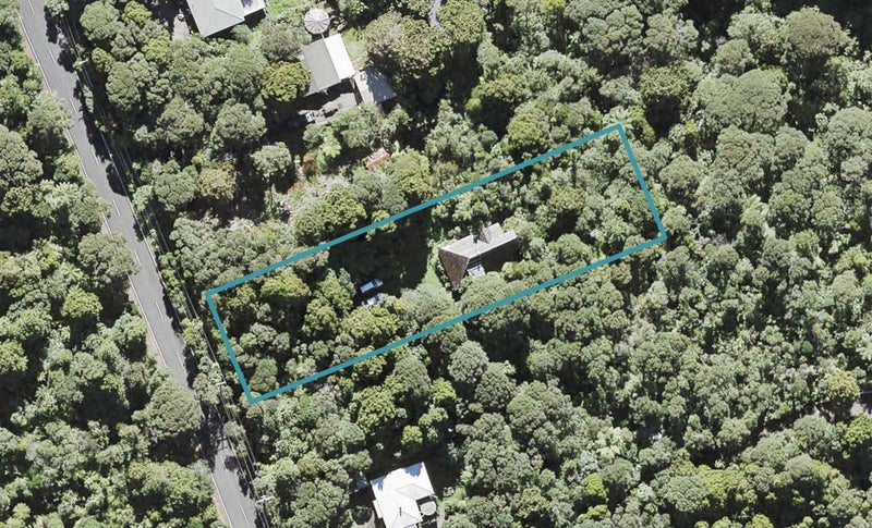 745 Scenic Drive, Henderson Valley, Auckland - Carousel 1