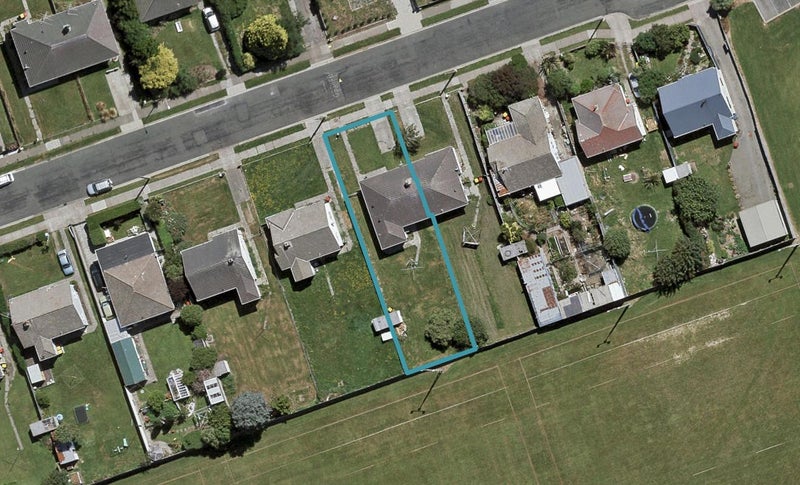 153 Islington Street, Turnbull Thomson Park, Invercargill - Carousel 1
