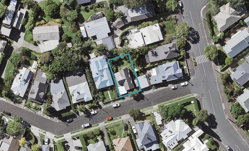 2A Beaconsfield Street, Devonport, Auckland - Carousel 1