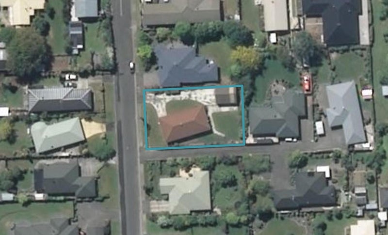 18 Stopforth Street, Woodend, Woodend - Carousel 1
