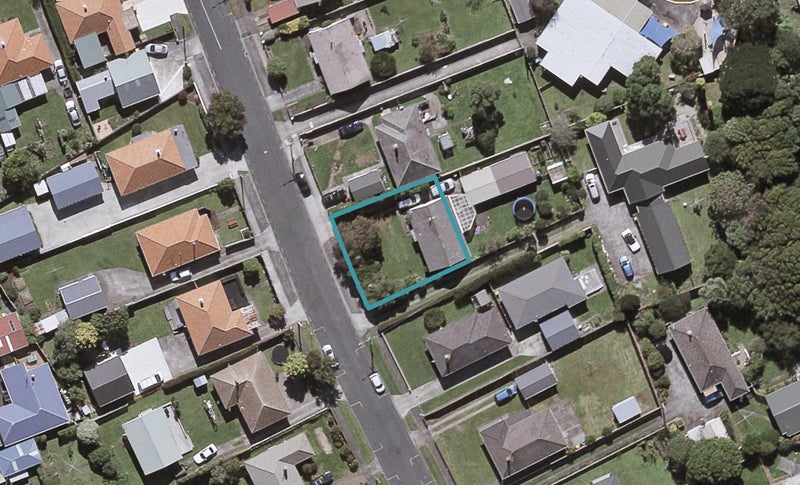 53 Lismore Street, Merrilands, New Plymouth - Carousel 1