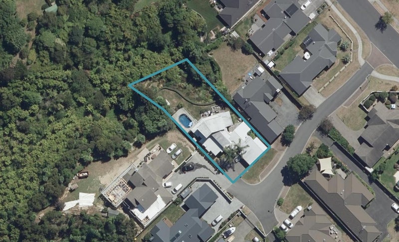 6 Rembrandt Terrace, Huntington, Hamilton - Carousel 1
