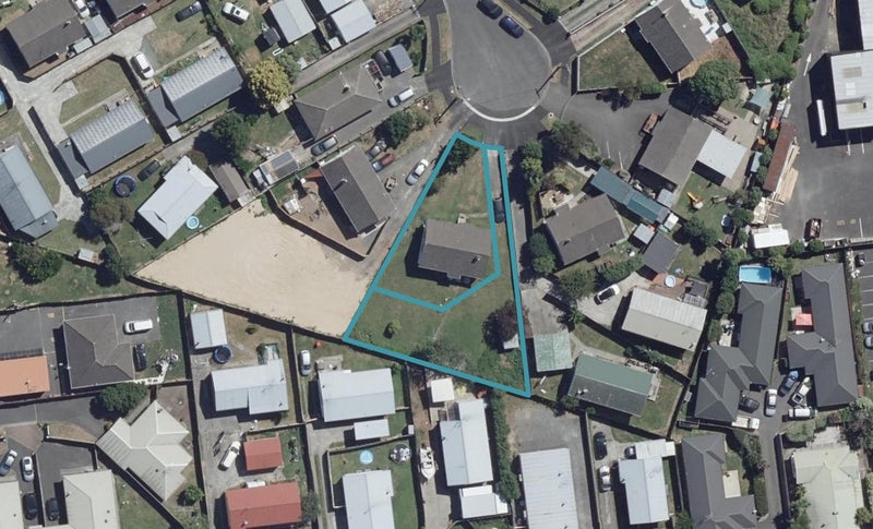 1/5 Hawk Street, Frankton, Hamilton - Carousel 1