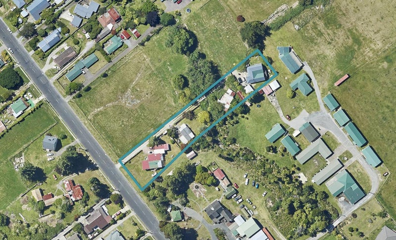 51 Robinson Avenue, Holdens Bay, Rotorua - Carousel 1