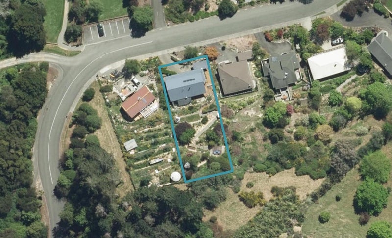 21 Treeton Place, Wakefield - Carousel 1