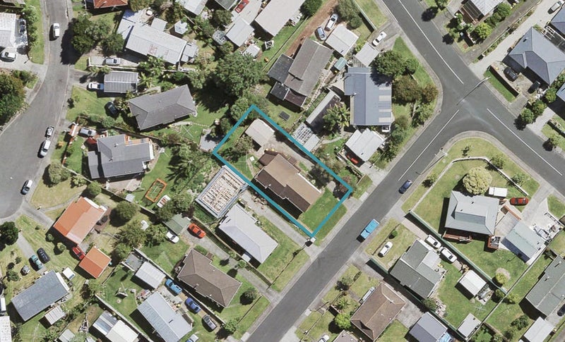 3 Hinerau Street, Henderson, Auckland - Carousel 1