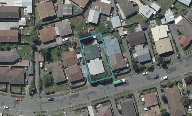 1/9 Kawau Crescent, Bromley, Christchurch - Carousel 1