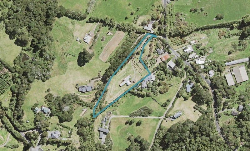 93B Shaw Road, Oratia, Auckland - Carousel 1