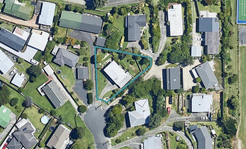 86 Seymour Place, Bellevue, Tauranga - Carousel 1