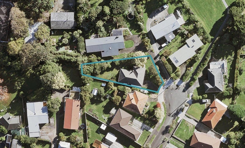 8 Brydon Place, New Windsor, Auckland - Carousel 1