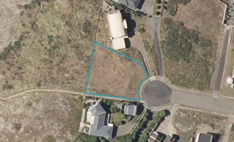 11 Ngati Huia Place, Waitārere Beach, Levin - Carousel 1