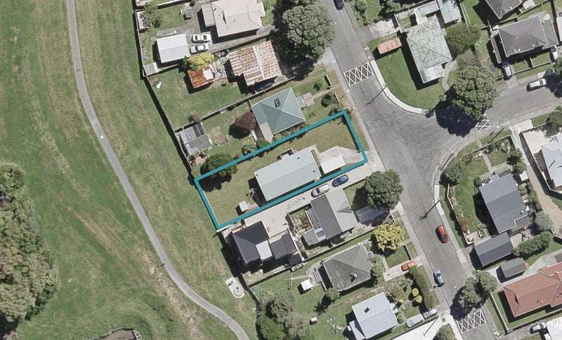 45 Randwick Crescent, Moera, Lower Hutt - Carousel 1