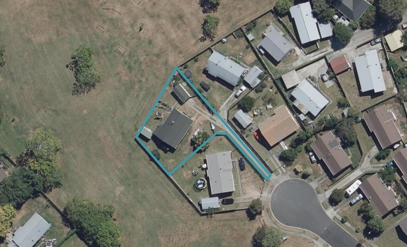 17 Reuben Place, Nawton, Hamilton - Carousel 1