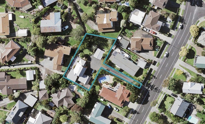 37 Murvale Drive, Bucklands Beach, Auckland - Carousel 1