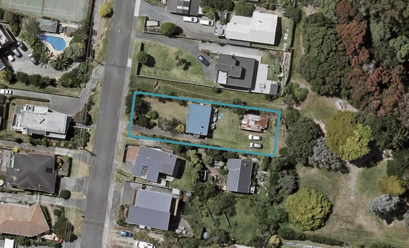 79 Seaview Road, Paraparaumu Beach, Paraparaumu - Carousel 1