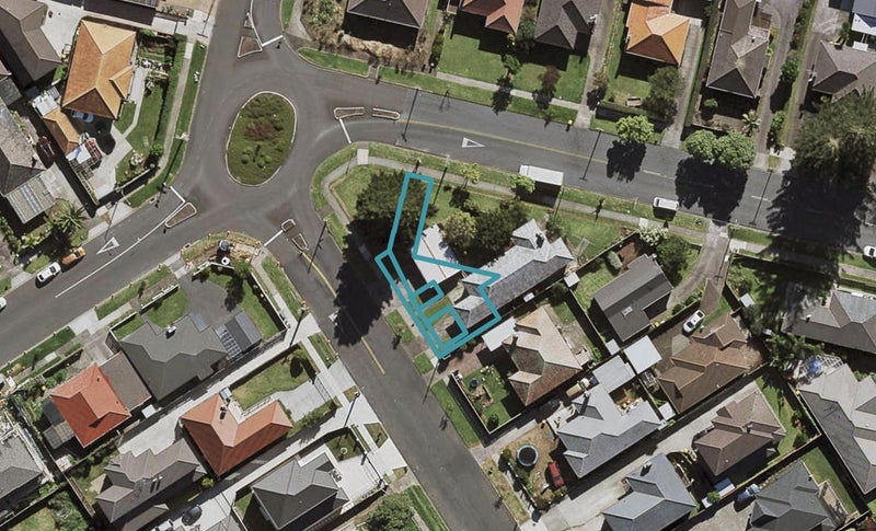 2/15 Kautami Avenue, Papatoetoe, Auckland - Carousel 1