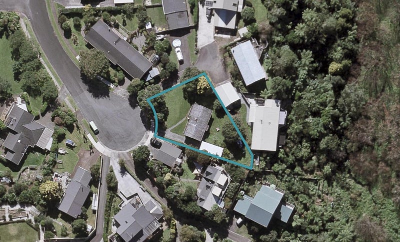 9 Kaitake Place, Oakura, Oakura - Carousel 1