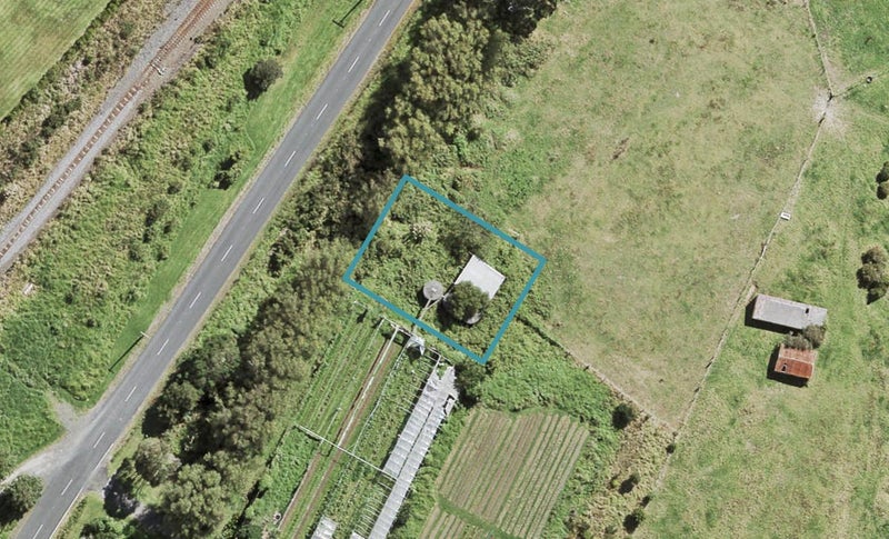 4 Kiokio Place, Swanson, Auckland - Carousel 1