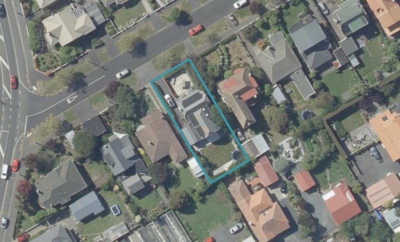 8 Wilson Avenue, Saint Clair, Dunedin - Carousel 1
