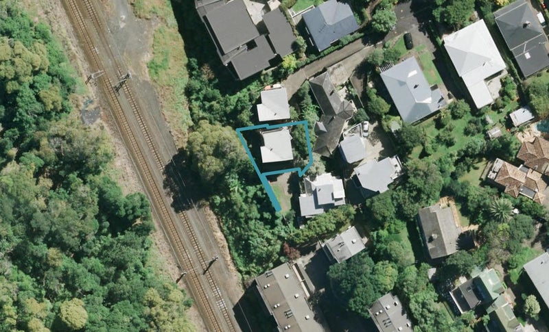 18B Aorere Street, Parnell, Auckland - Carousel 1