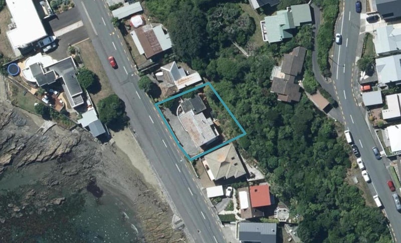 6 Moana Road, Plimmerton, Porirua - Carousel 1