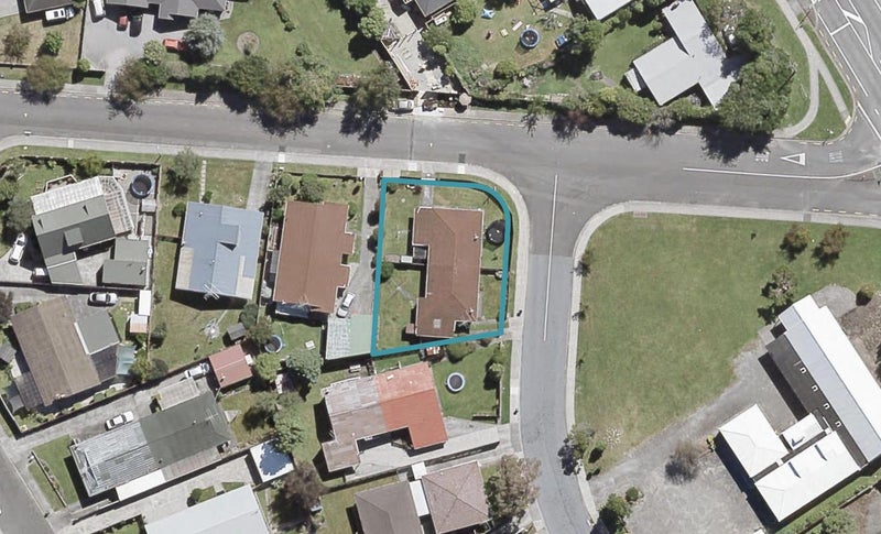 1/3 Norbert Street, Brown Owl, Upper Hutt - Carousel 1