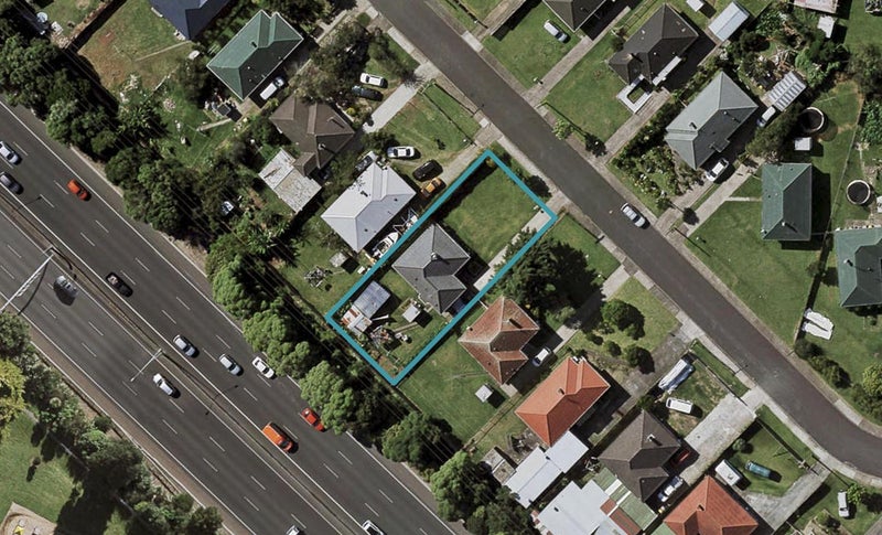 35 Cooper Crescent, Otara, Auckland - Carousel 1