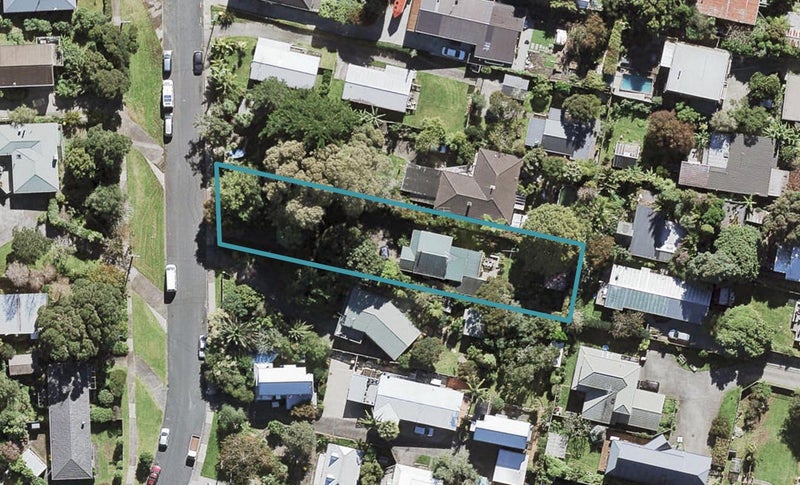 21 Gazelle Avenue, Beach Haven, Auckland - Carousel 1