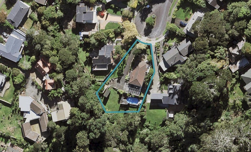 76 Holyoake Place, Chatswood, Auckland - Carousel 1