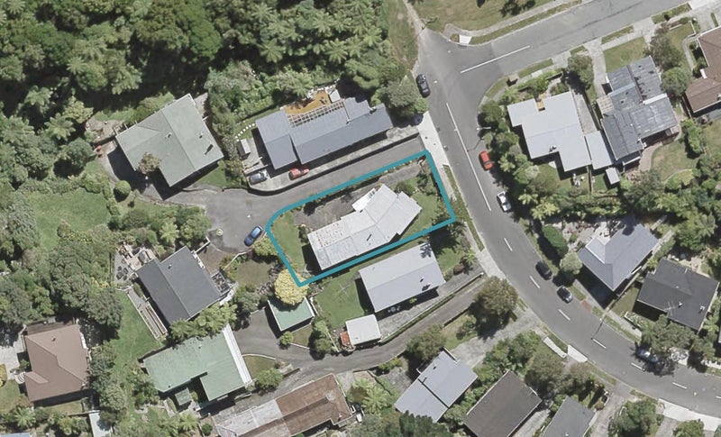 85 Harbour View Road, Harbour View, Lower Hutt - Carousel 1
