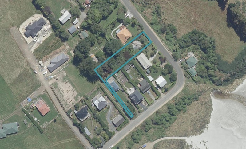 73 Church Road, Warrington, Waikouaiti - Carousel 1