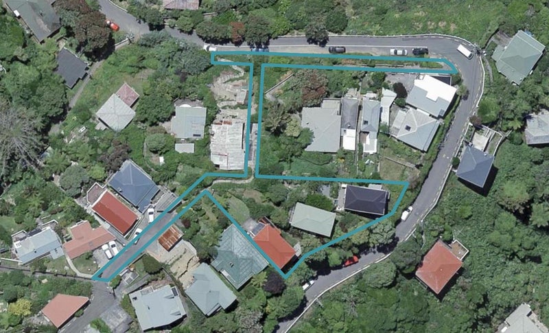 32 Mount Pleasant Road, Aro Valley, Wellington - Carousel 1