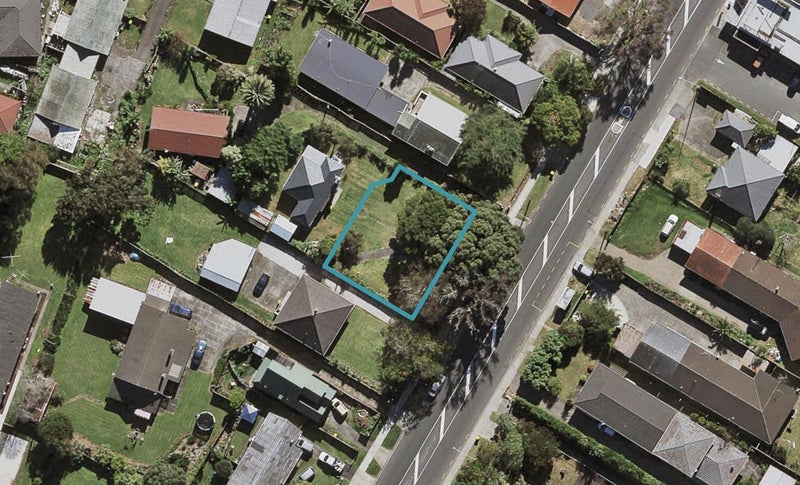 279A Massey Road, Mangere East, Auckland - Carousel 1